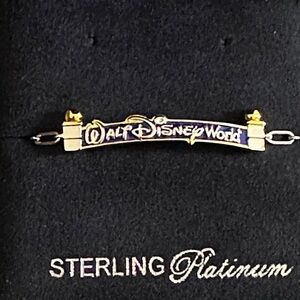 New!! Walt Disney World  Crislu Entrance Marquee Bracelet Sterling Platinum